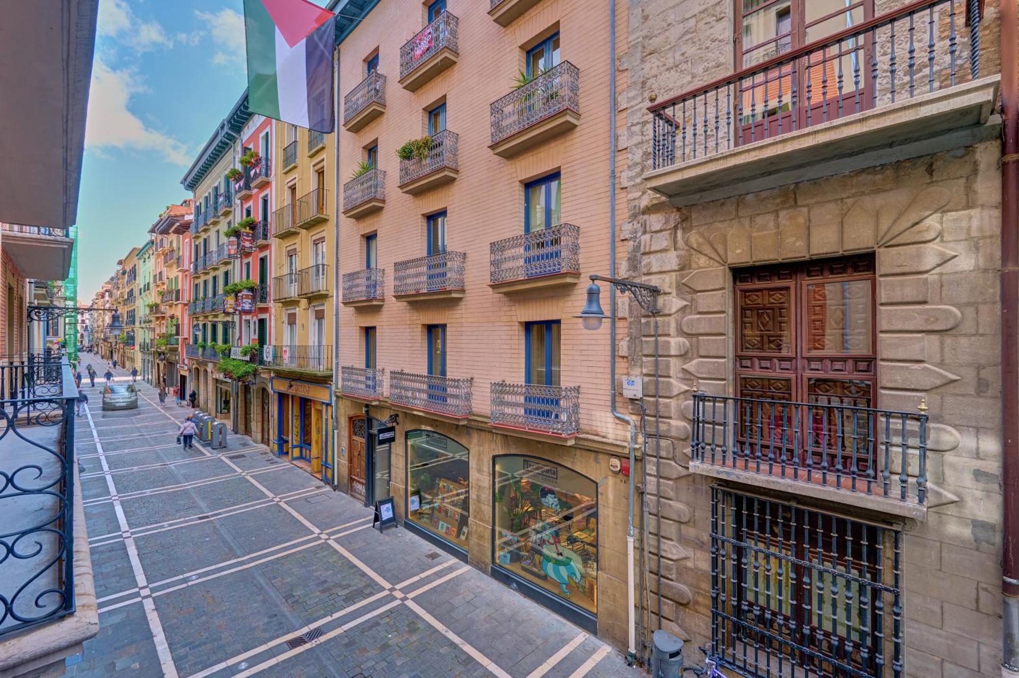 Apartamento Balcon Del Arte By Clabao Pampeluna Zewnętrze zdjęcie